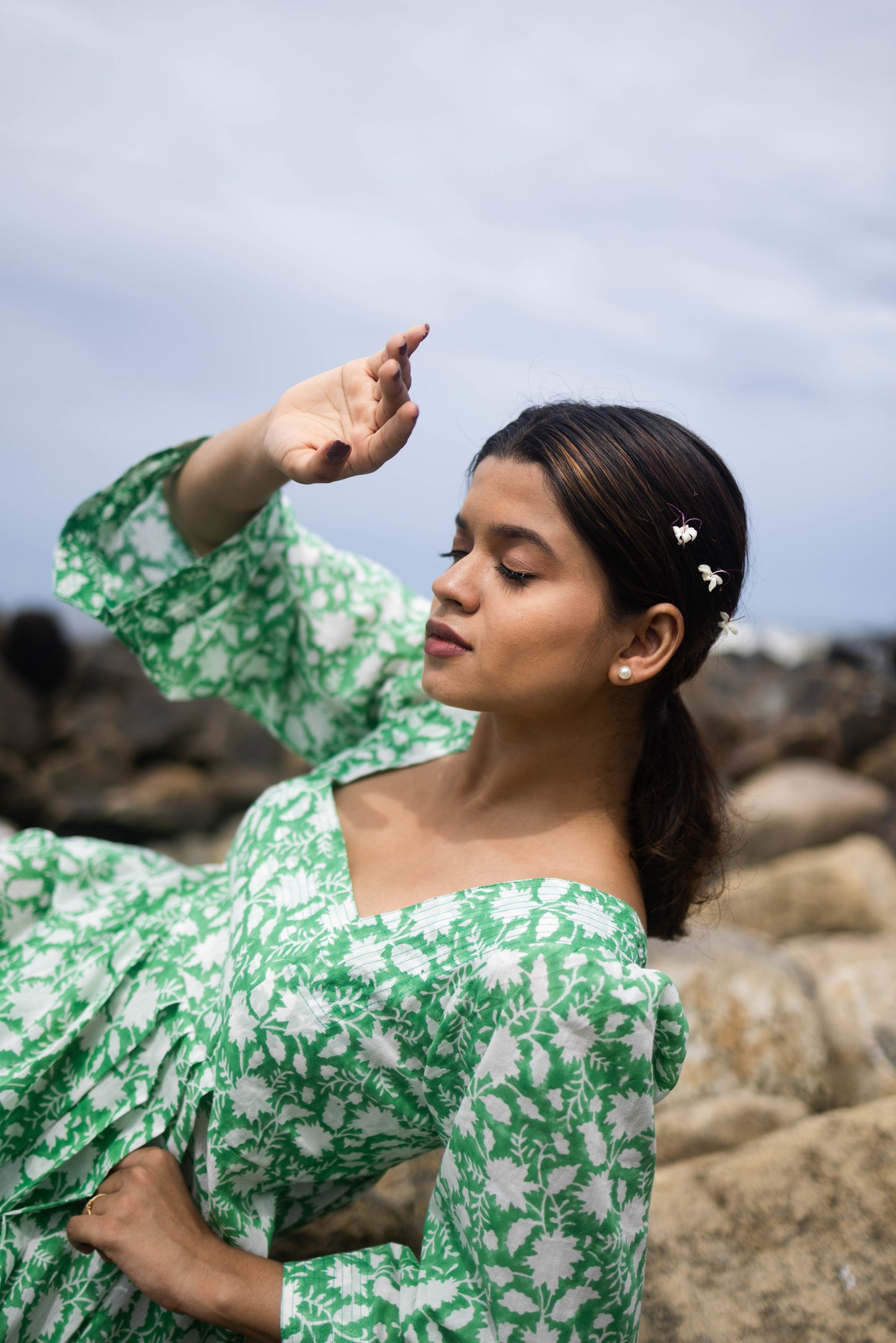 Green Basille Victoria Dress, dresses, neckline close up